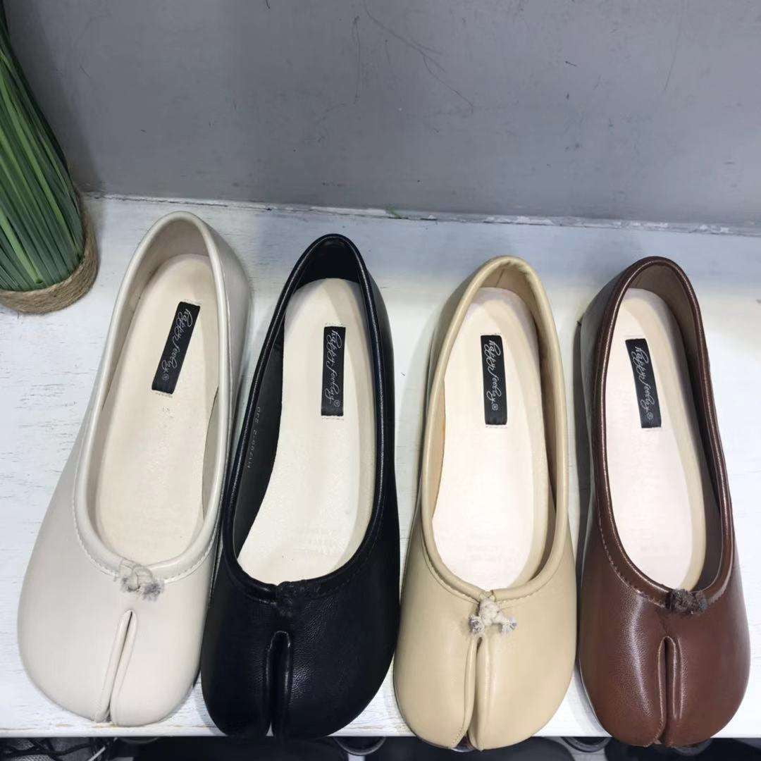 Fashionable Casual Flats Versatile Leather Slippers Daily Wear Shoes - available at Sparq Mart