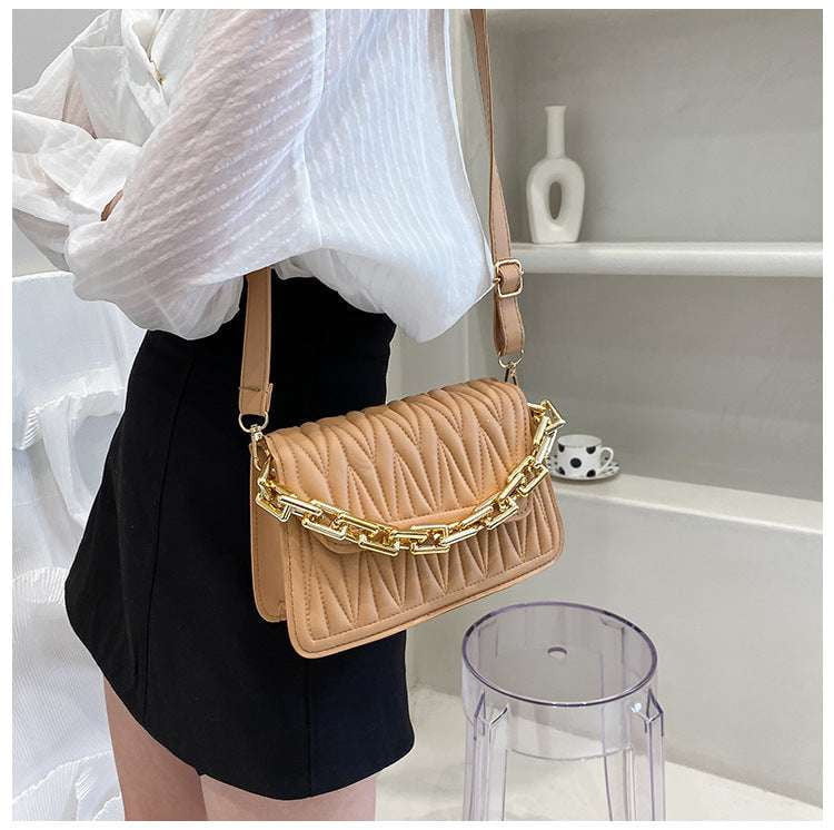 Casual Messenger Chain, Fashion Texture Bag, Retro Shoulder Bag - available at Sparq Mart